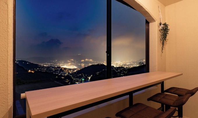 Nagasaki Apartment | World's New Top 3 Night View - Nagasaki Stay | Free Parking | 10 min to Downtown