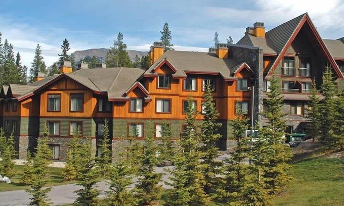 Three Sisters Mountain Village Condo | Worldmark Canmore Banff: 1BR Resort Suite
