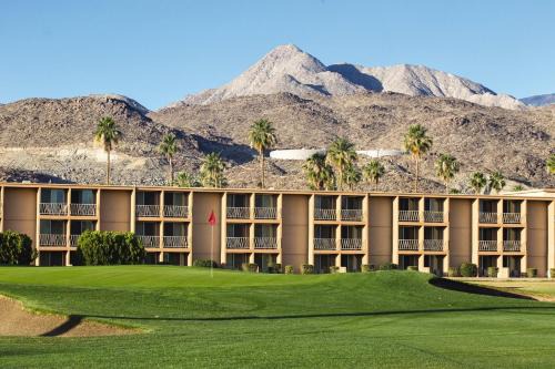 Palm Springs Resort | WorldMark Palm Springs - Plaza Resort and Spa