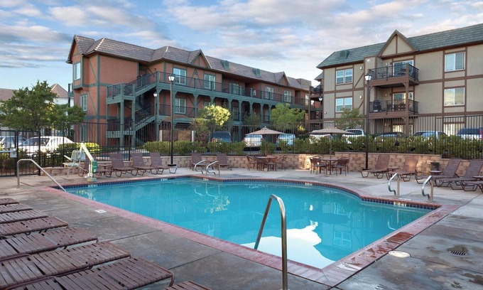 Solvang Condo | WorldMark Solvang - 2 Bedroom Twin Accessible
