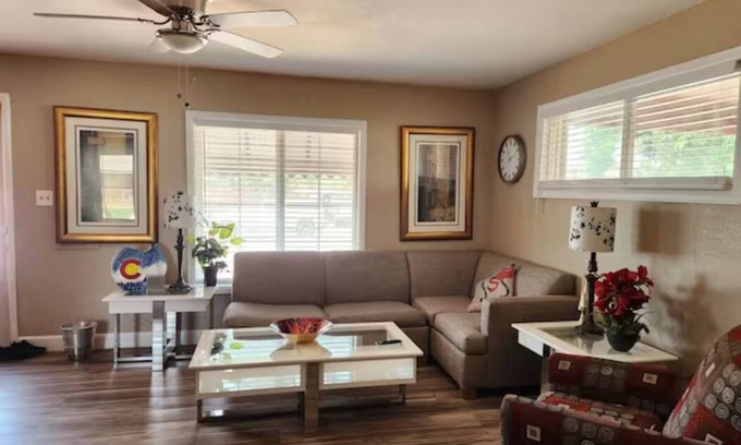 Dupont House | Worley Cheerful Denver Home-whole house, 4 bedrooms, 2bath
