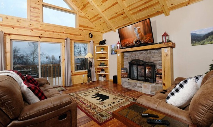 Chalet Village North Cabin | Worth The Wait | Cozy Nights by the Fire, Wine Sips in the Hot Tub, Valley Views