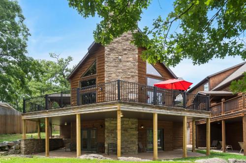 Branson Cabin | Worth the Wake