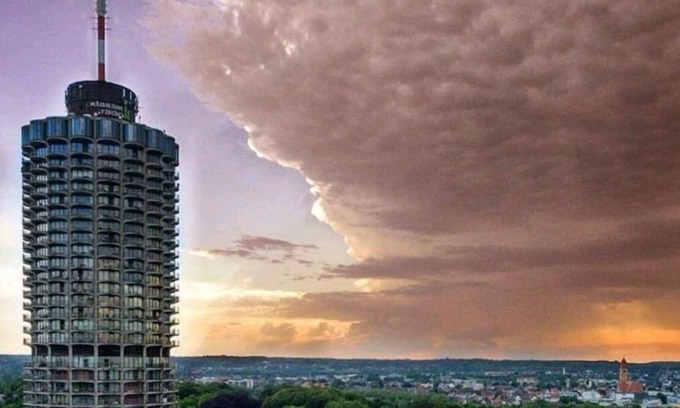 Antonsviertel Apartment | Wow Aussicht- Suite XXI - Hotelturm Augsburg