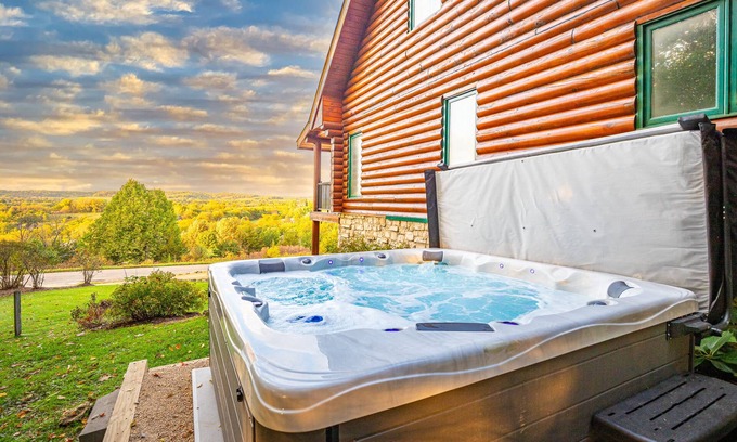 The Galena Territory Cabin | WOW! Breathtaking View. Galena, 8-person Hot Tub, Stunning Decor, Amenities.