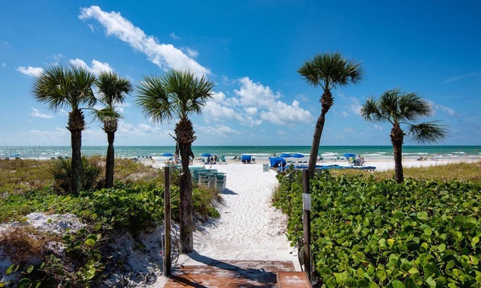 Siesta Key Condo | WOW Factor Exceptional Siesta Key Condo in a slice of Paradise on #1 Beach in US