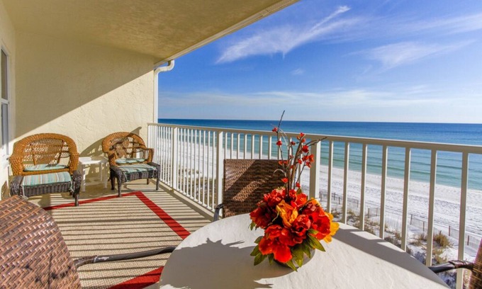 Crystal Beach Condo | Wow! Updated Beach front 4th top flr condo RIGHT on the beach