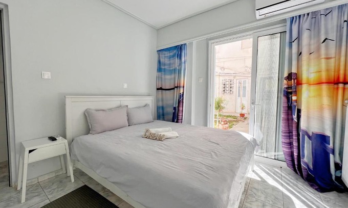 Glyfada Apartment | WSD Glyfada Cozy 1BD Apartment with Balcony near Beach