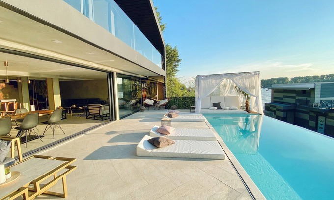 Belgrade Villa | WTF HOUSE