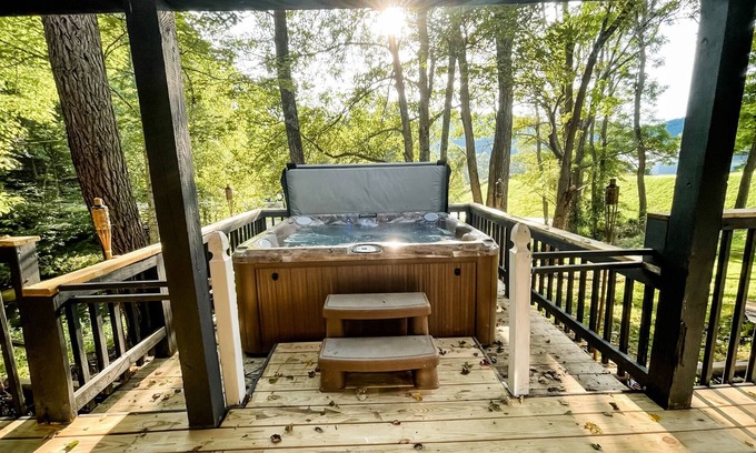 Harman Cabin | WV Cabin - Minutes to Skiing, Hiking, Fly Fishing, Kayaking and more