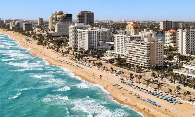 Central Beach Condo | WVR Vacation Residences 602