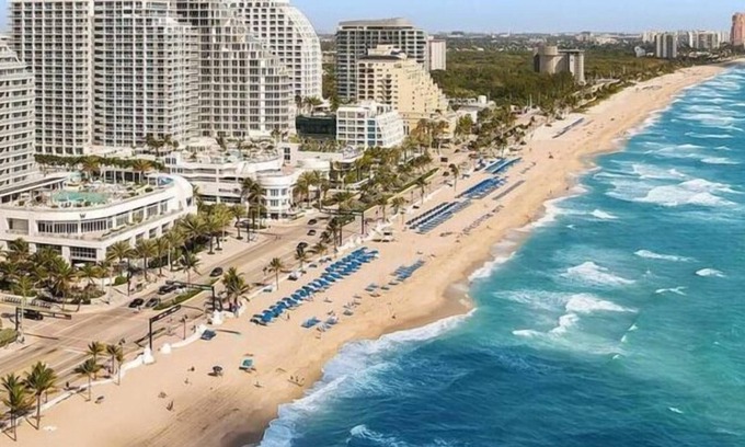 Central Beach Condo | WVR Vacation Residences 709