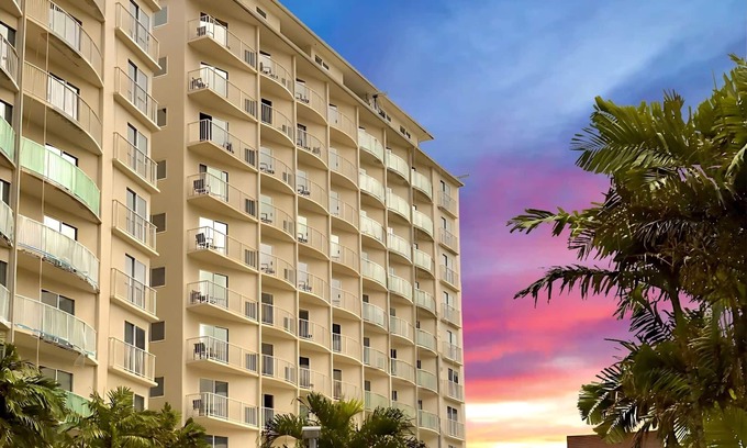 Waikiki Resort | Wyndham at Waikiki Beach Walk - Many Dates Available! - Hosted by Travelscowt