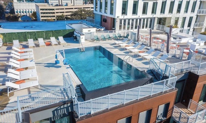 Civic District Condo | Wyndham Austin Resort|1BR/1BA King Bed w/Gym&Pool