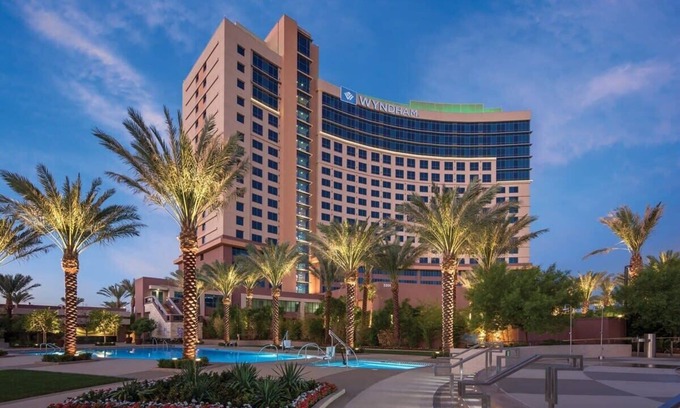 Las Vegas Condo | Wyndham Desert Blue | Three 2BR/2BA Condos - Sleeps 24