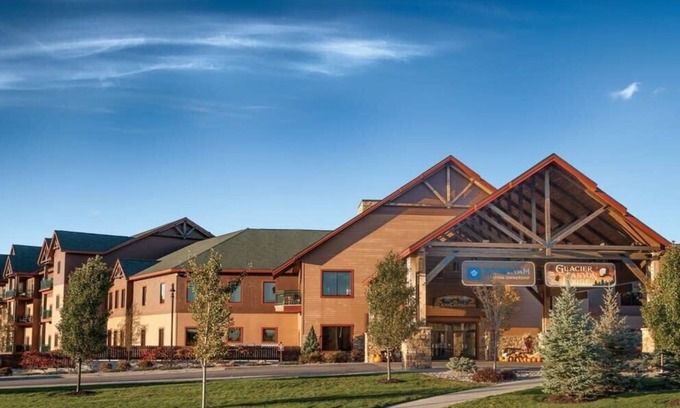 Lake Delton Condo | Wyndham Glacier Canyon |3BR/2BA King Suite w/Balc