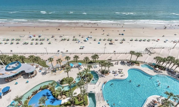 Daytona Beach Resort | Wyndham Ocean Walk -1BR DELUXE Next to Bandshell, 3 Pools, Lazy River-Book Now