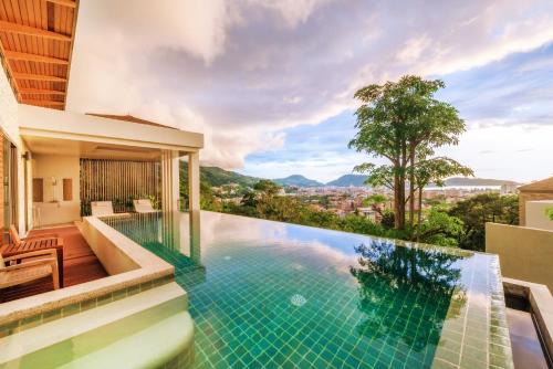 Patong Hotel | Wyndham Sea Pearl Resort, Phuket