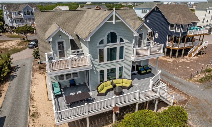 Village of Stump Sound House | Wyndy Island: Pet-Friendly-Oceanfront-Pool-Tennis