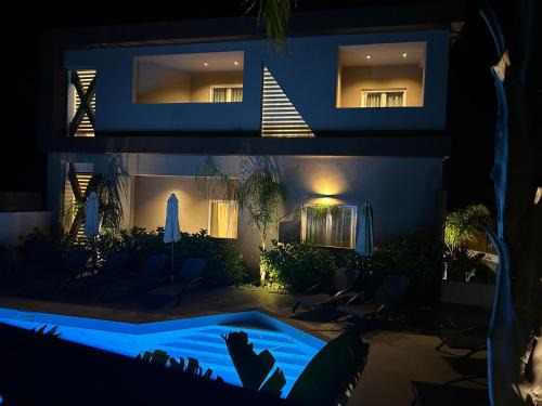 Razata Apartment | X luxury suites