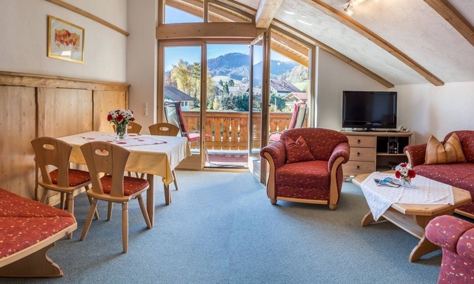 Ruhpolding Apartment | XFewo -15- (80qm), balcony, kitchen extra, 2 bedrooms, 1 living room, max 5 pers, WLAN