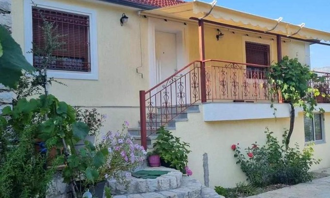 Albania House | Xhumba Guesthouse