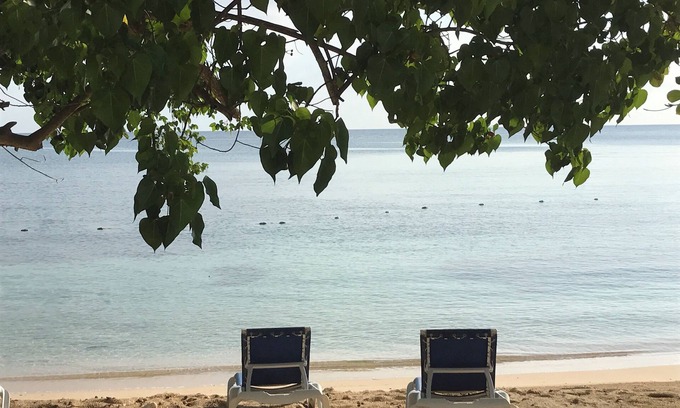 Orange Bay Condo | Ya-MON- " the perfect couples retreat"