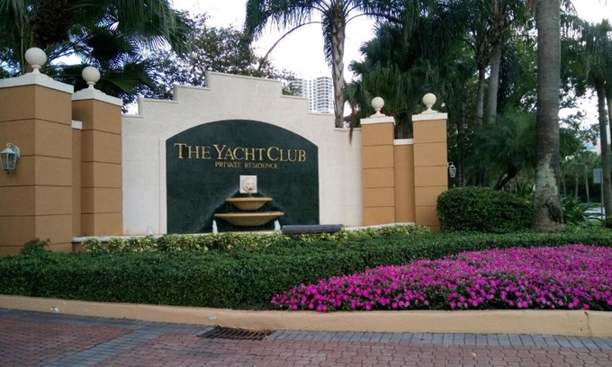 Aventura Apartment | Yacht Club Aventura 2BR + 2BA