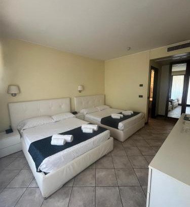 Lugana Hotel | Yachting Hotel Mistral