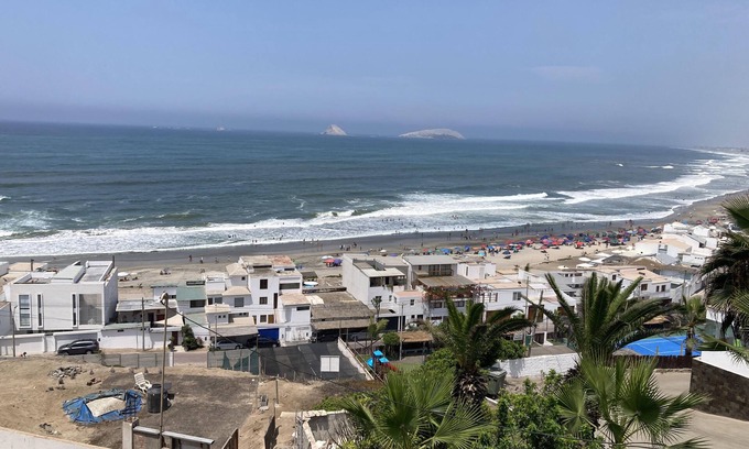 Punta Hermosa Condo | YAKU - The Spirit of Water, 2 minutes to the beach