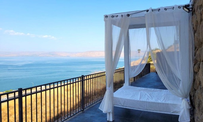 Tiberias Apartment | Yalarent Europe apartments- Luxury big apartmens with lake view