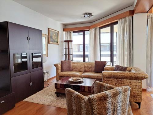 Lugano Apartment | Yamina Luxury Apartment by Quokka 360 - Next to Lido di Lugano