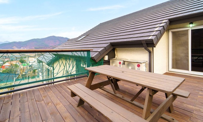 Yongmun House | Yangpyeong The On Private Kids Pension