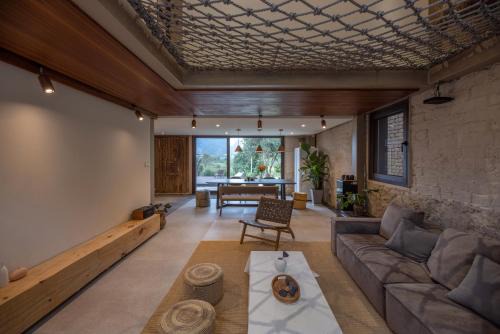 Ten Mile Gallery Bed & Breakfast | Yangshuo Hillside Homestay