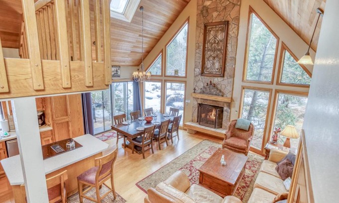 Deer Park House | Yankee Mountain 9 - Meredith Lodging