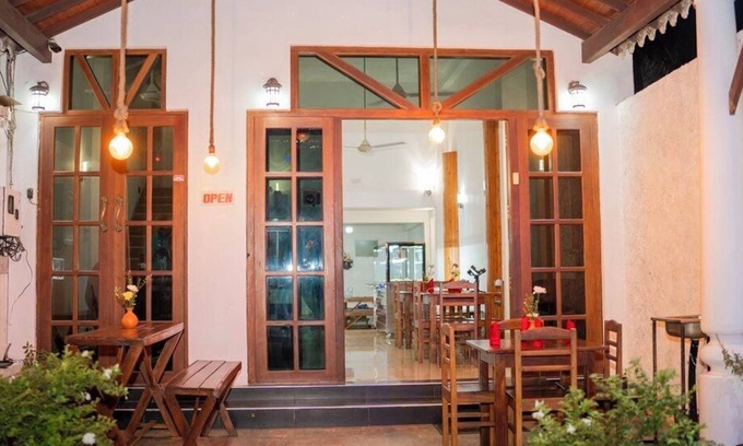 Kudapaduwa Hotel | Yash Rest Inn