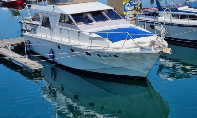 Gijon City Centre Boat Rental | Yate Gijon , experiencia unica J