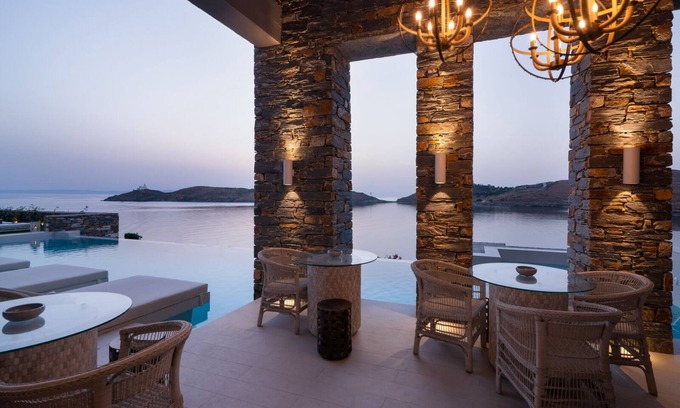 Vourkari Hotel | Ydor Hotel & Spa