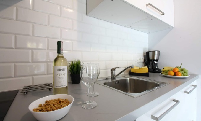 City Centre Apartment | Yellow Apartment 2 in Old Town