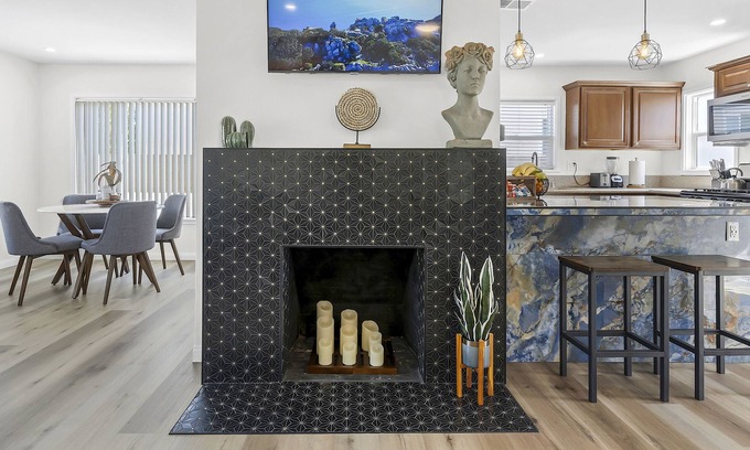 Lincoln Acres House | Yellow Door Casita SD 3 bdrm2bth 10min to Downtown San Diego 5min to Marina/bay
