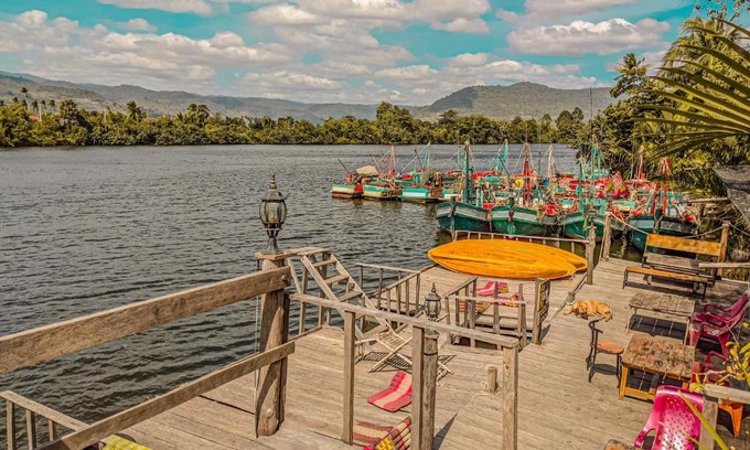 Kampot Hostel | Yellow Sun Hostel Kampot