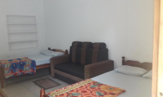 Kattikkulam Bed & Breakfast | Yellowood Nest Homestay
