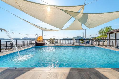 Yeosu House | Yeosu Im Ocean View Pension