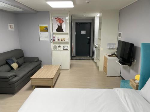 Yeosu Apartment | Yeosu U Bless