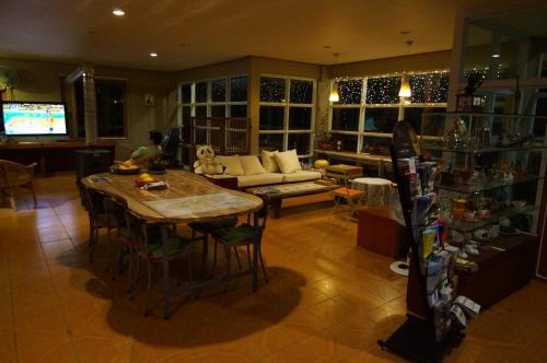 Jungmun House | Yerae Pension