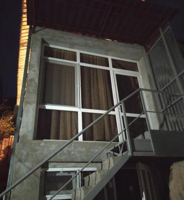 Meghri House | Yes