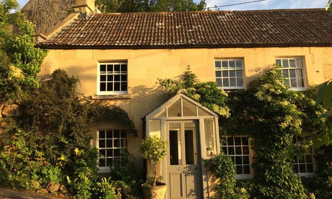 Claverton House | Yew Tree Cottage