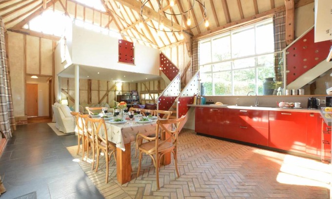 Woodbridge House | Yew Tree Farm Barn, Worlingworth