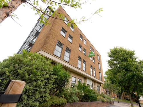 Rotherhithe Hostel | YHA London Thameside