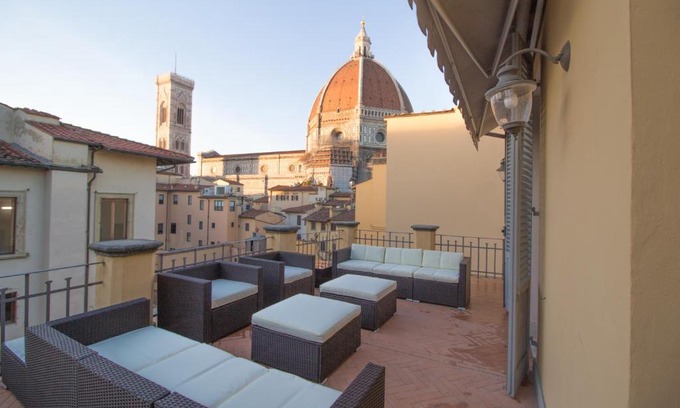 Duomo Apartment | Yome - Your Home in Florence